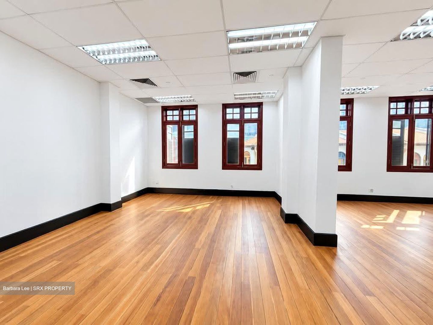 Capital Square (D1), Office #637722841